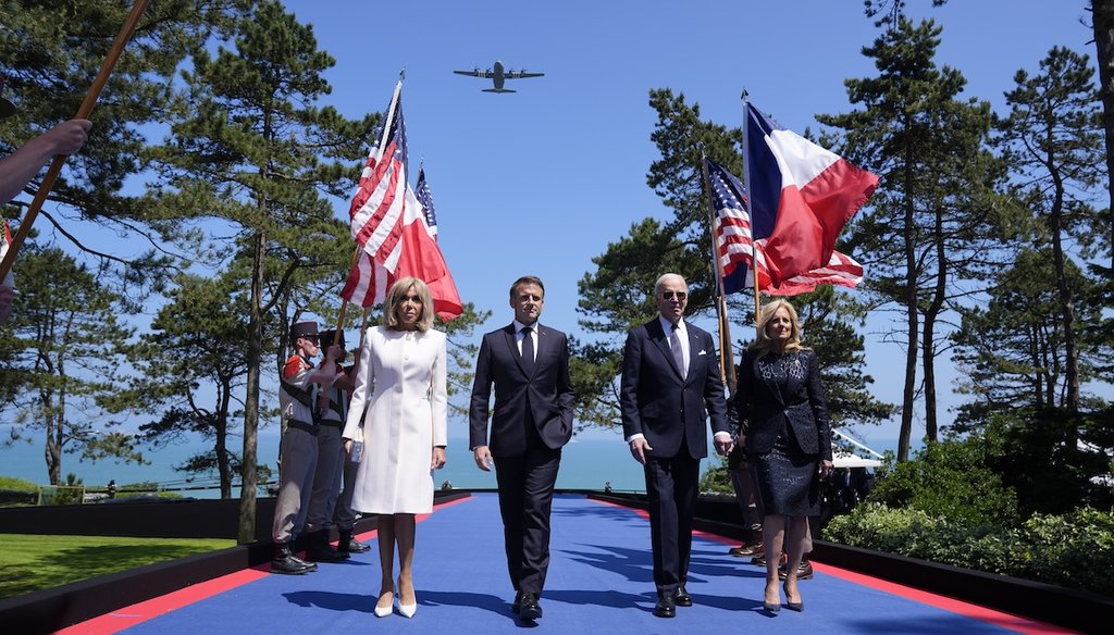 En Español: Bidens y Macrons en el Día D 06/06/24
