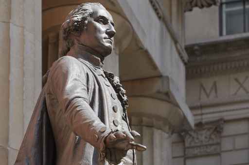 George Washington Statue photo