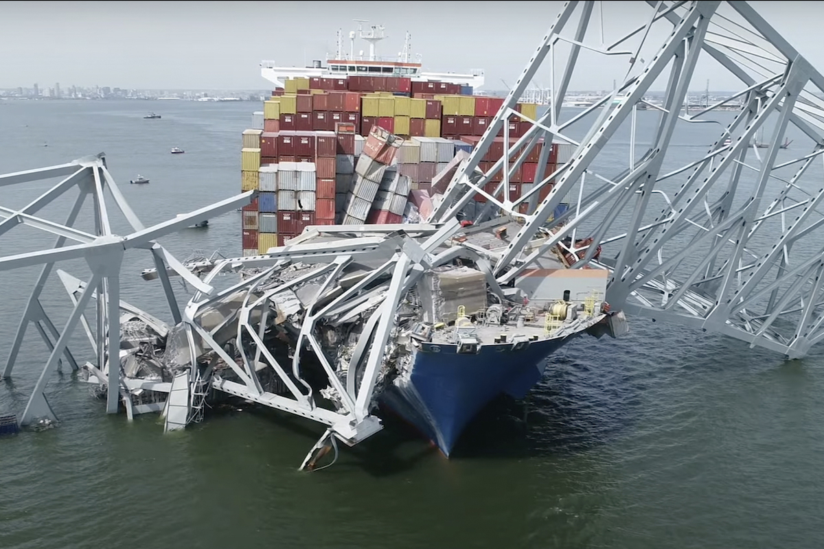 baltimore bridge crash front view of ship and bridge