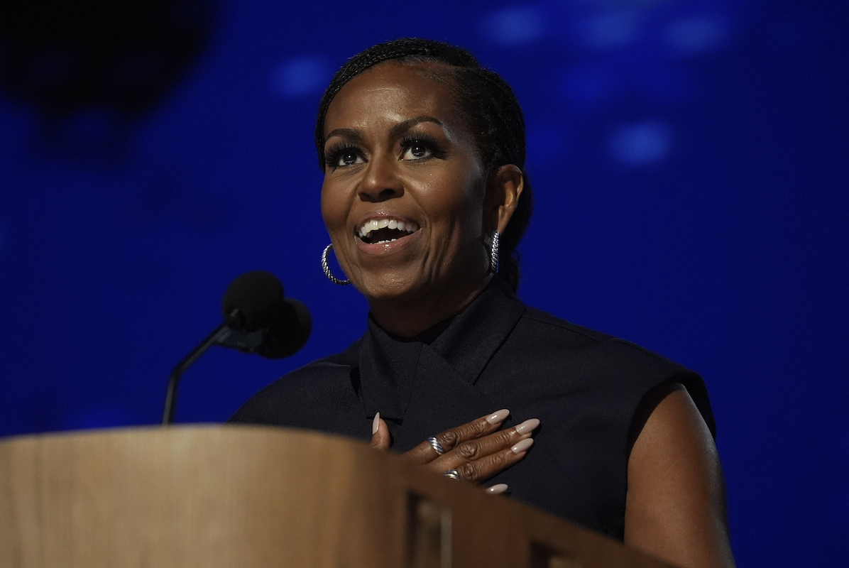 Español: Michelle Obama DNC 08-20-24