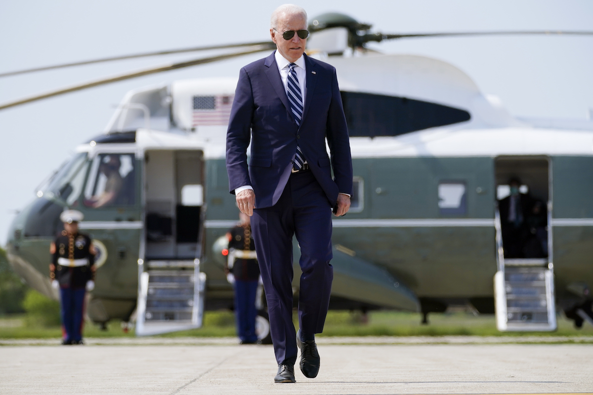 Biden Air Force One May 9, 2021 walking art