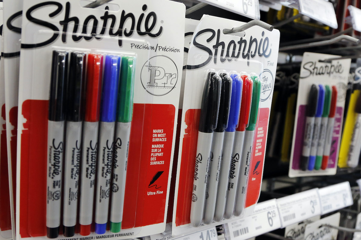 Sharpie pens