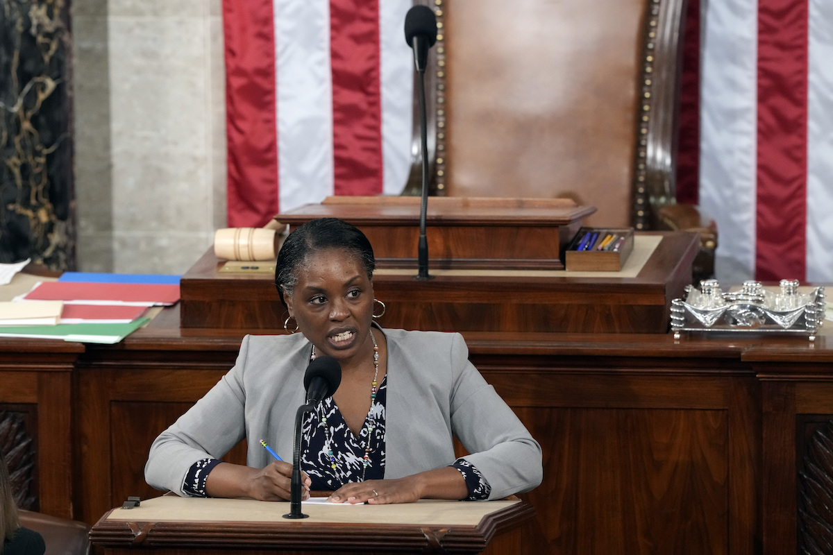 Reading names in speaker vote