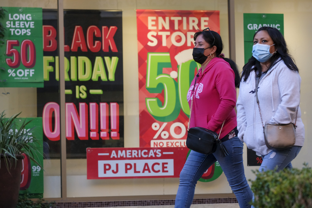 Black Friday shoppers in 2021