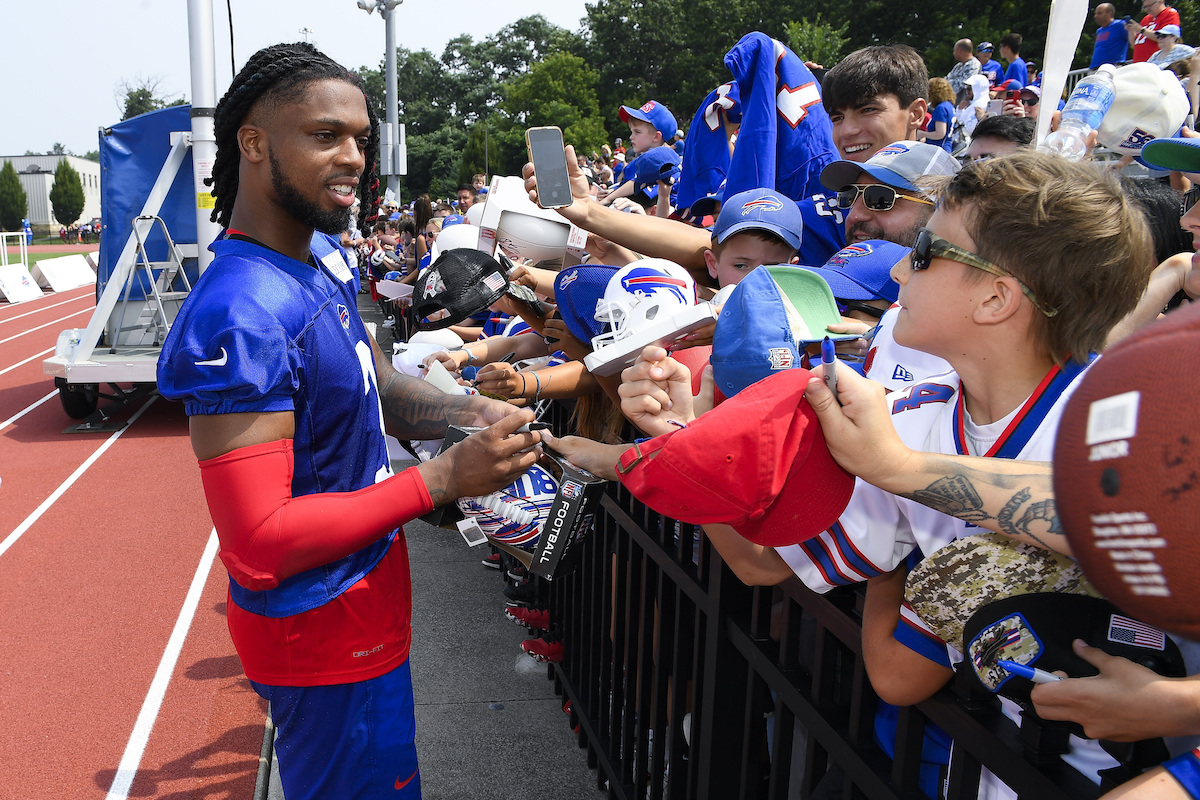 Buffalo Bills safety Damar Hamlin signs autographs July 26, 2023