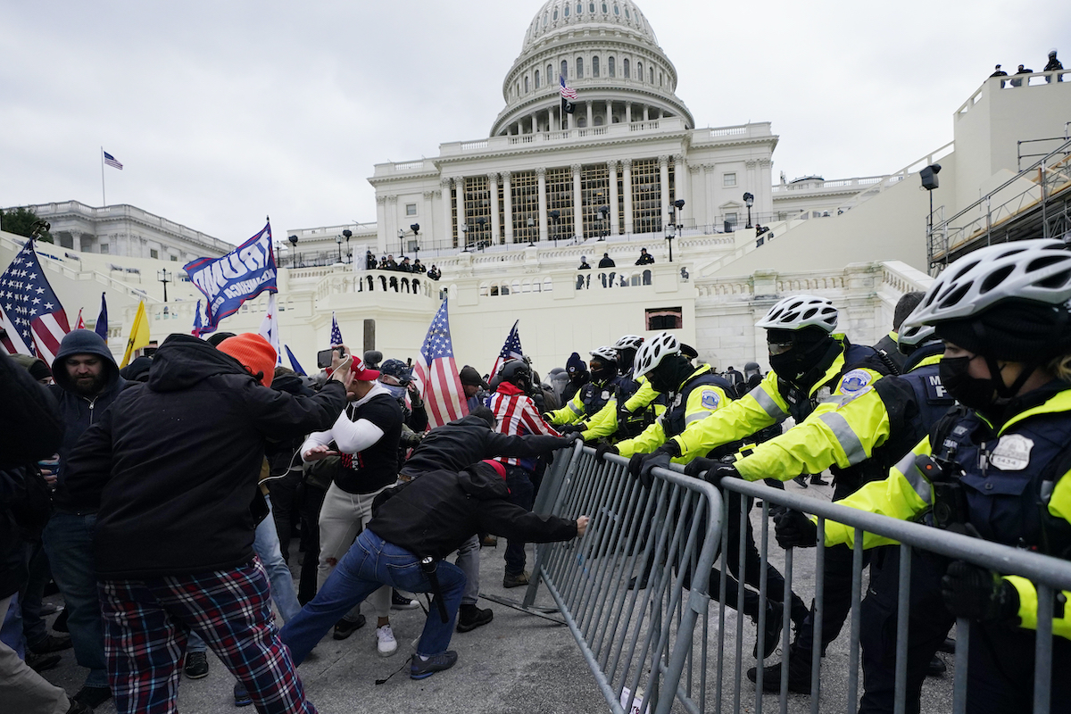 Capitol breach outside 1-6-21