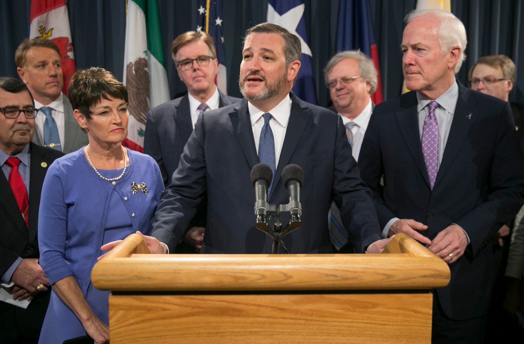 Cruz, file