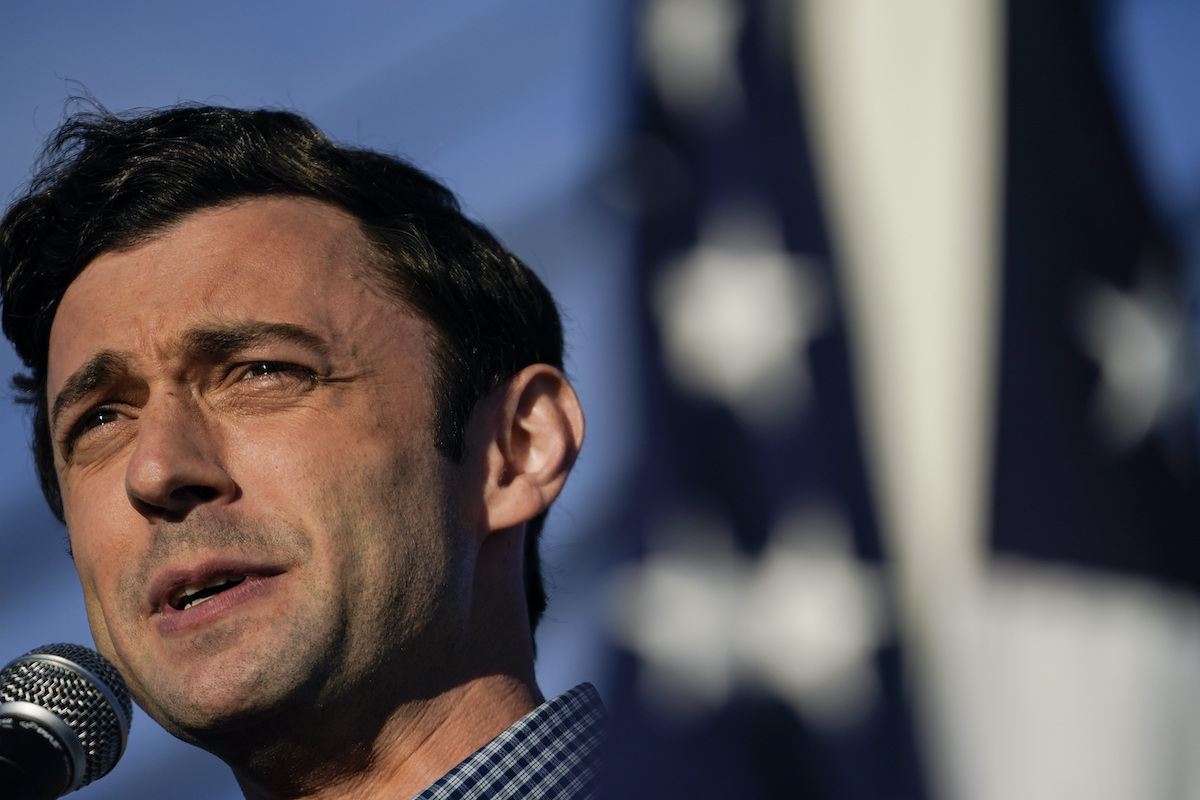 Ossoff mic flag