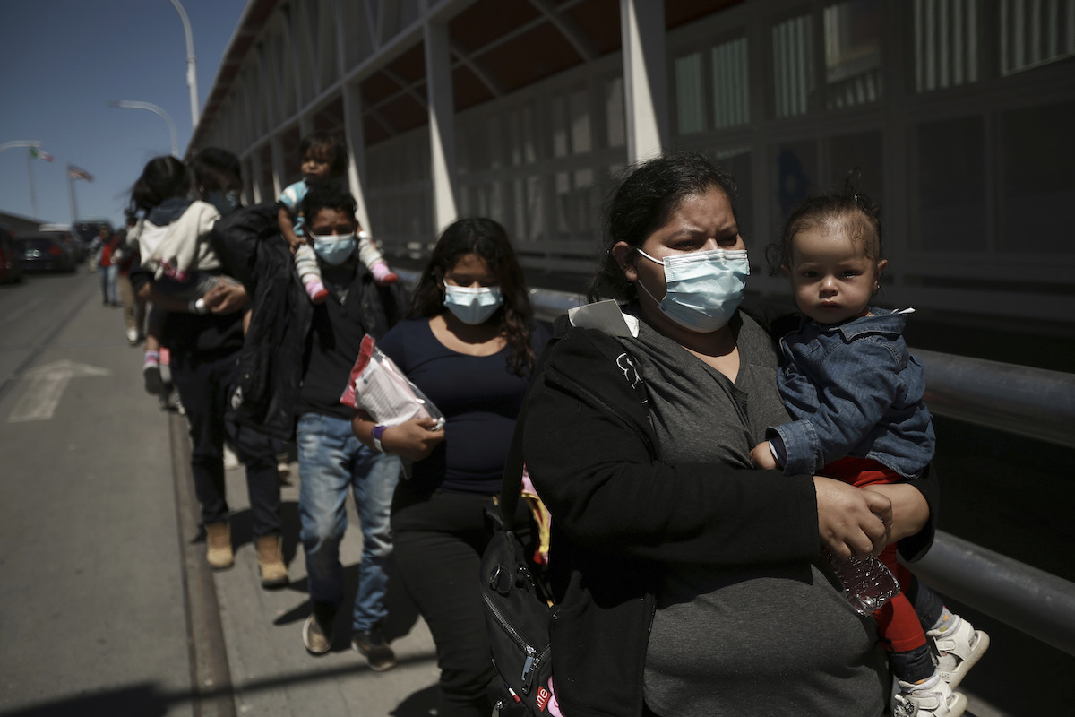 Migrants returning to Mexico