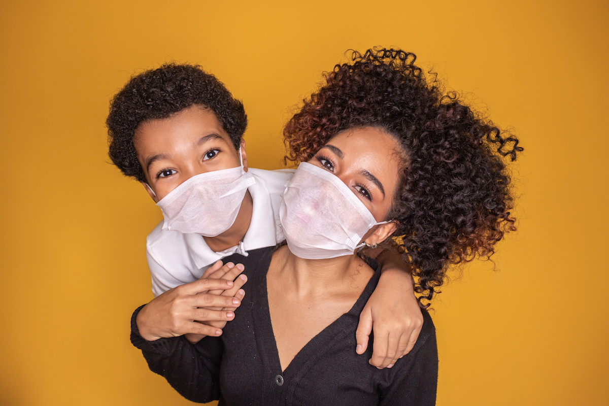 Mom and kid with mask