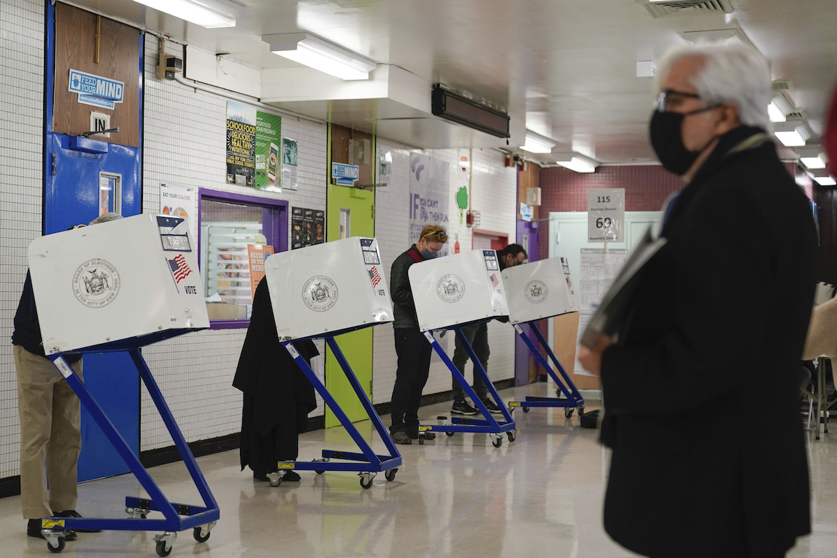 NY voter at polling place in Nov. 2021