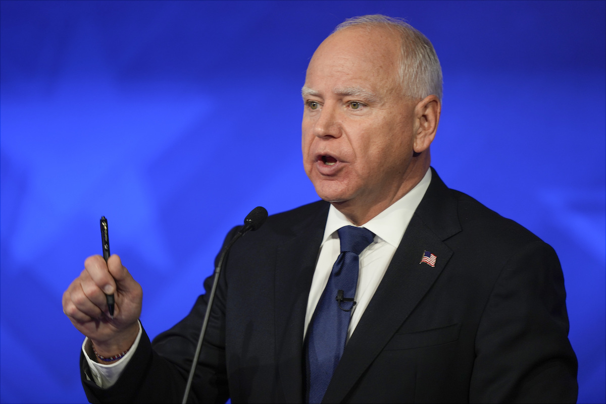 Tim Walz Debate vicepresidencial En Espanol, 10-01-2024