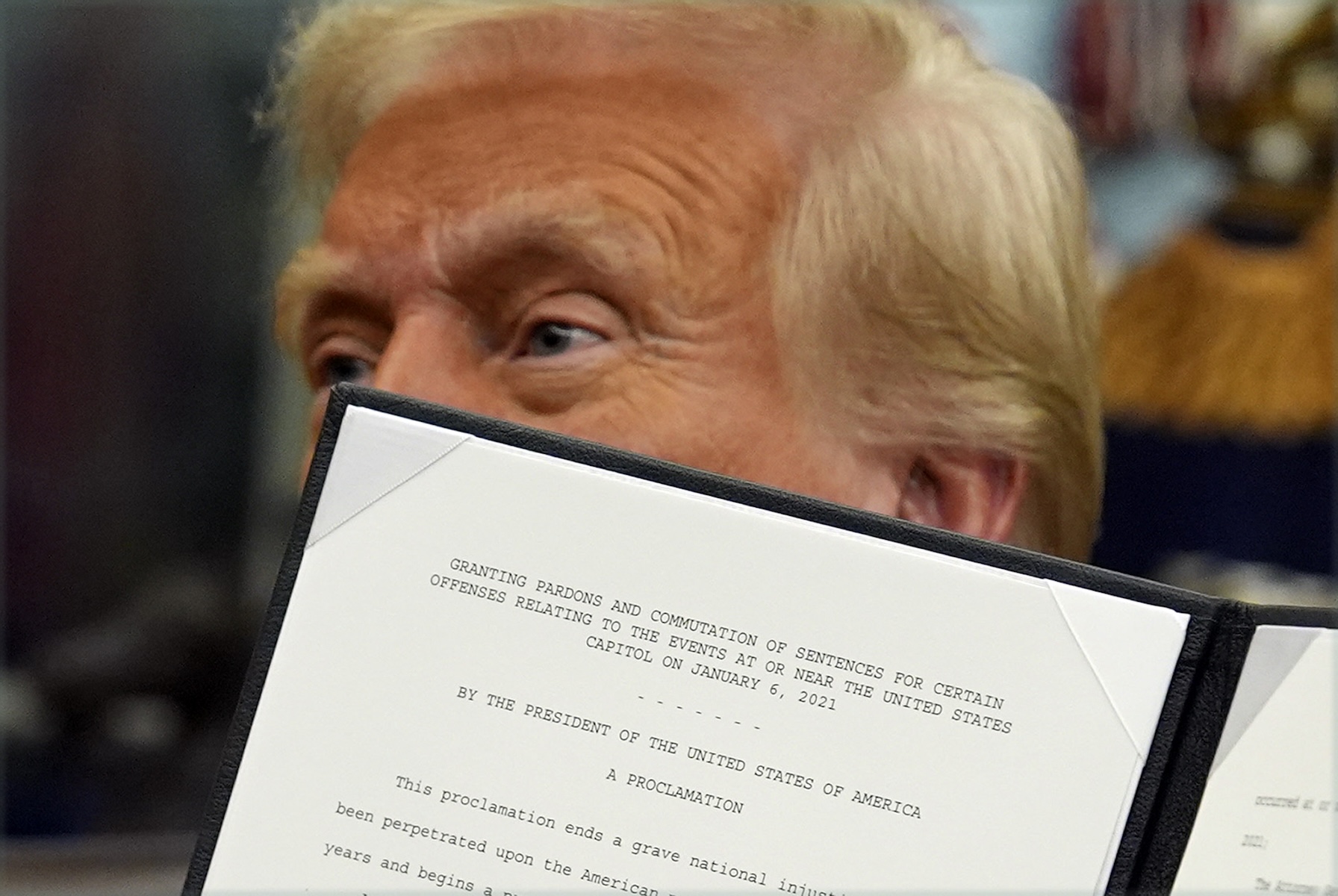 Trump pardons 1,500 Jan. 6 defendants 1-20-2025