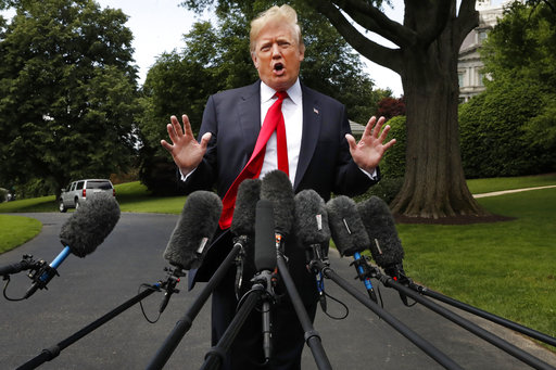 Trump South Lawn mics spying