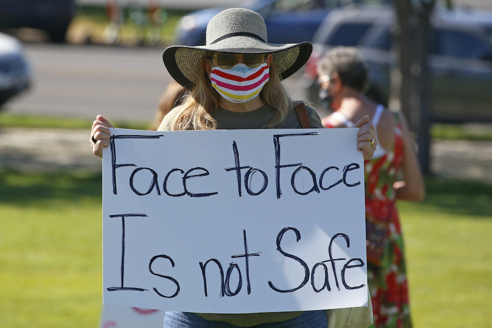 Utah teacher school reopening