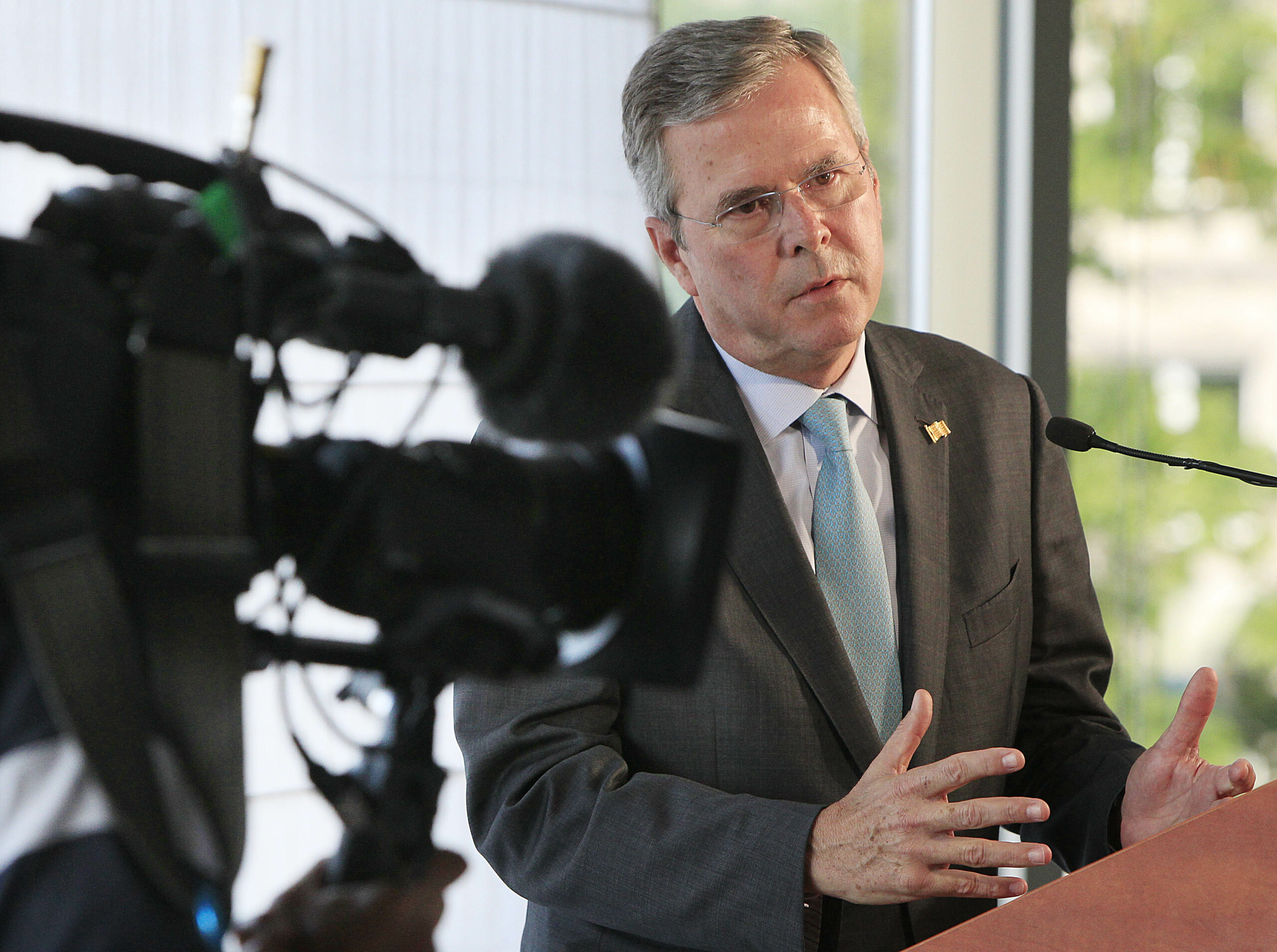 Jeb Bush in Poland