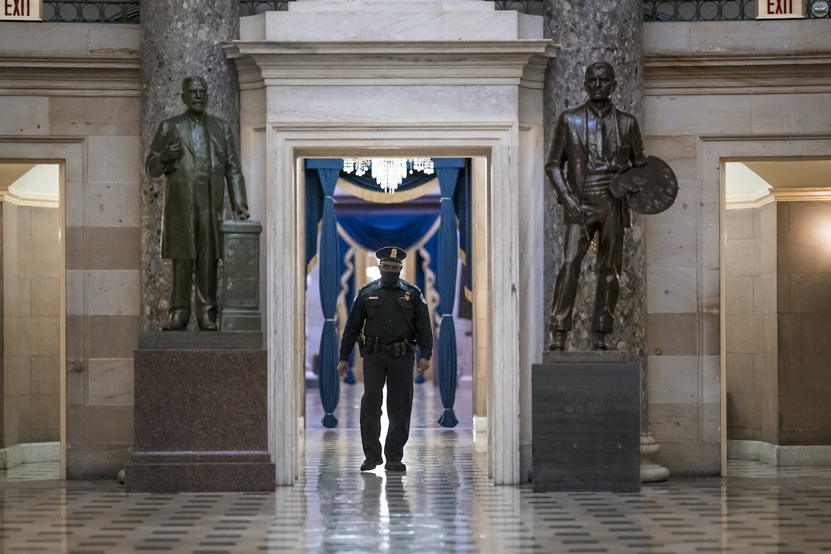 officer in captiol jan 13