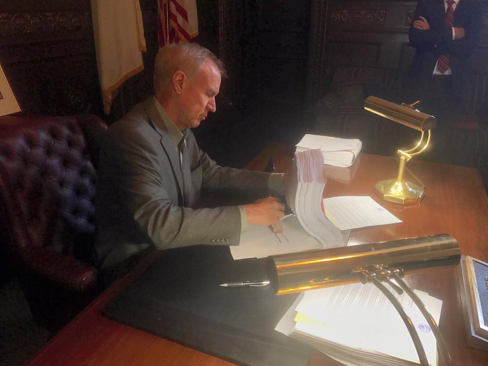 Rauner budget veto Facebook photo