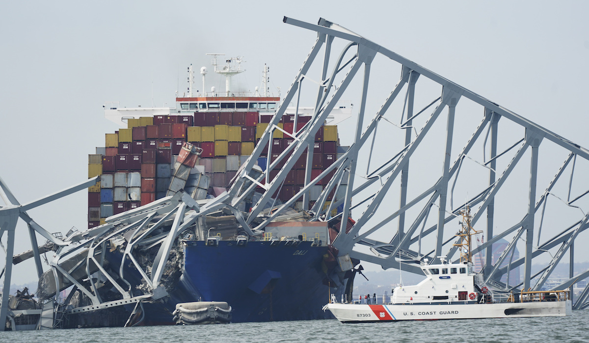 Ship that hit Baltimore bridge, 3-26-2024
