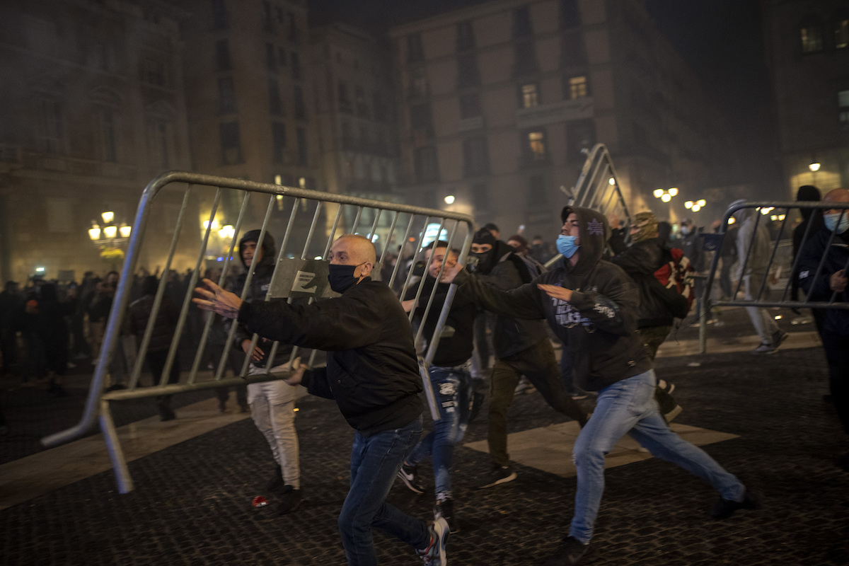 Anti-pandemic mandate protests in Spain OCt. 30, 2020