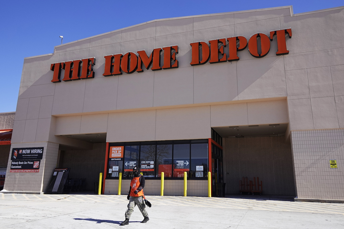 Home Depot store photo 2022