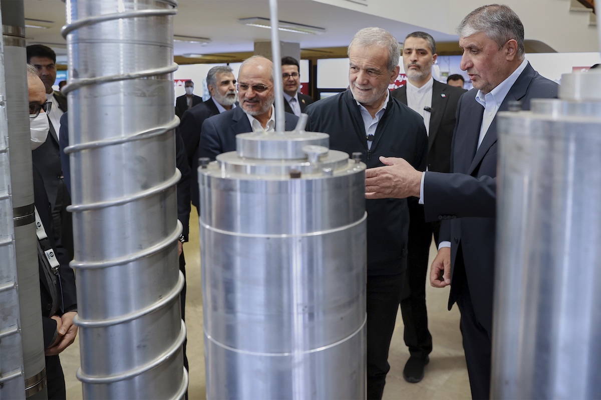 Iranian president meets atomic energy chief in April 2025