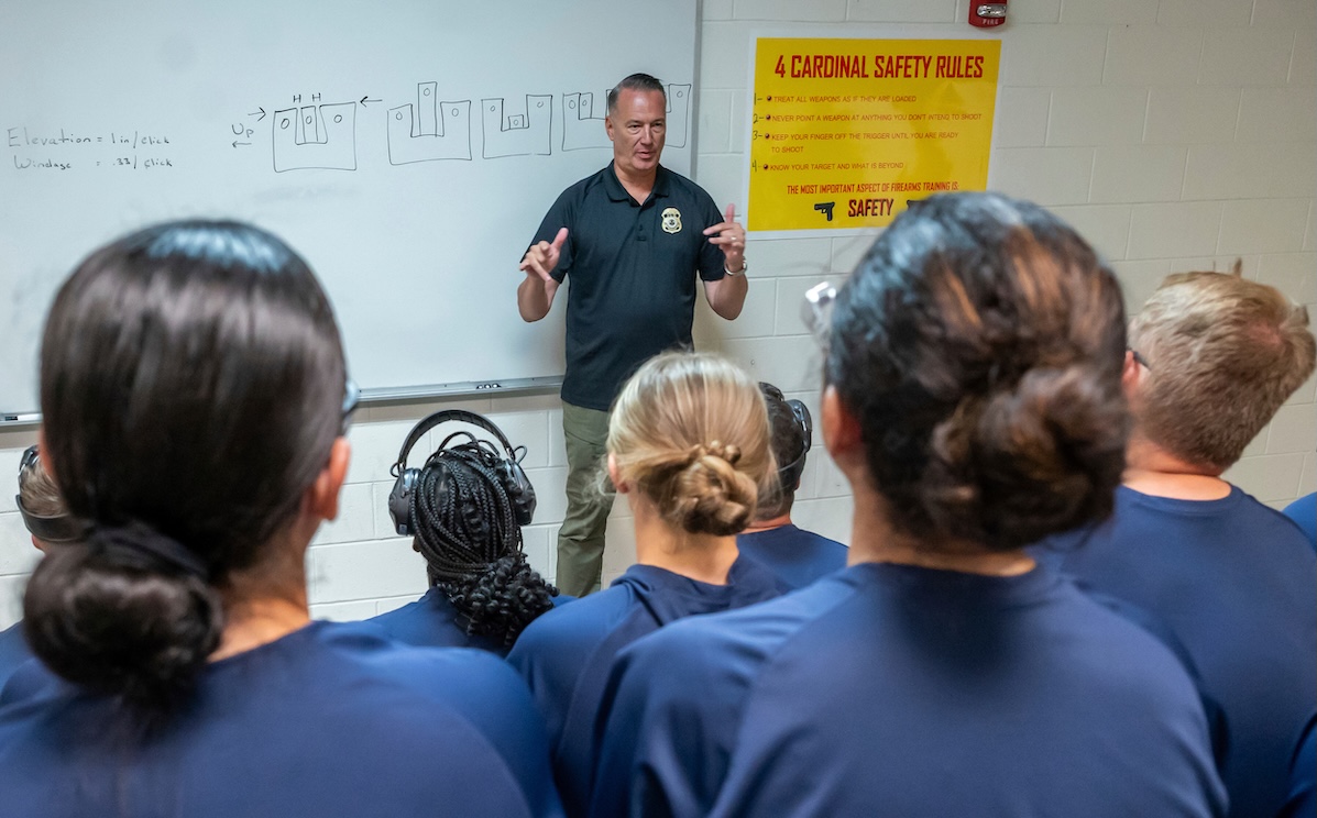 Todd Lyons with ICE trainees 08-21-25