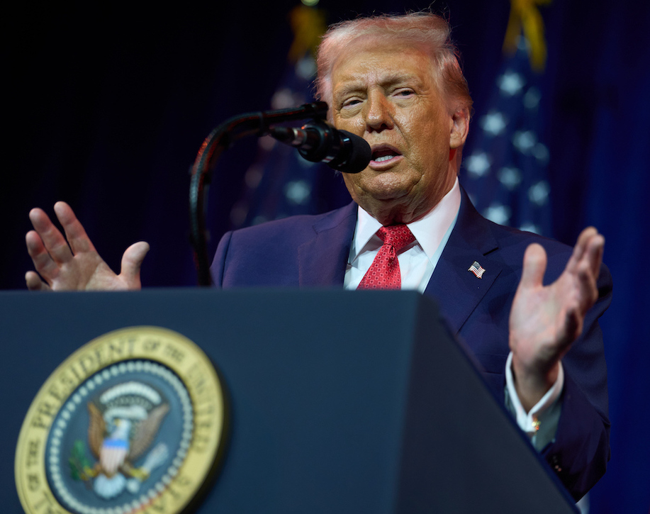 Trump speaks at House retreat 01-06-26