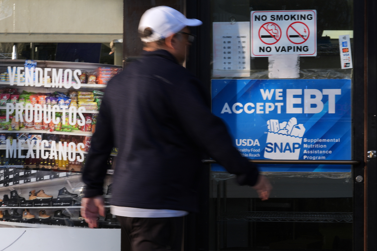 SNAP EBT sign in Chicago 2-2-25