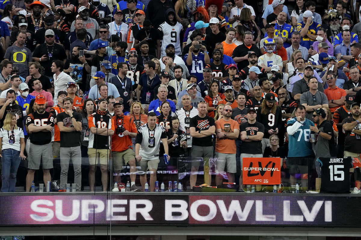 Mostly maskless crowd is shown at the 2022 Super Bowl
