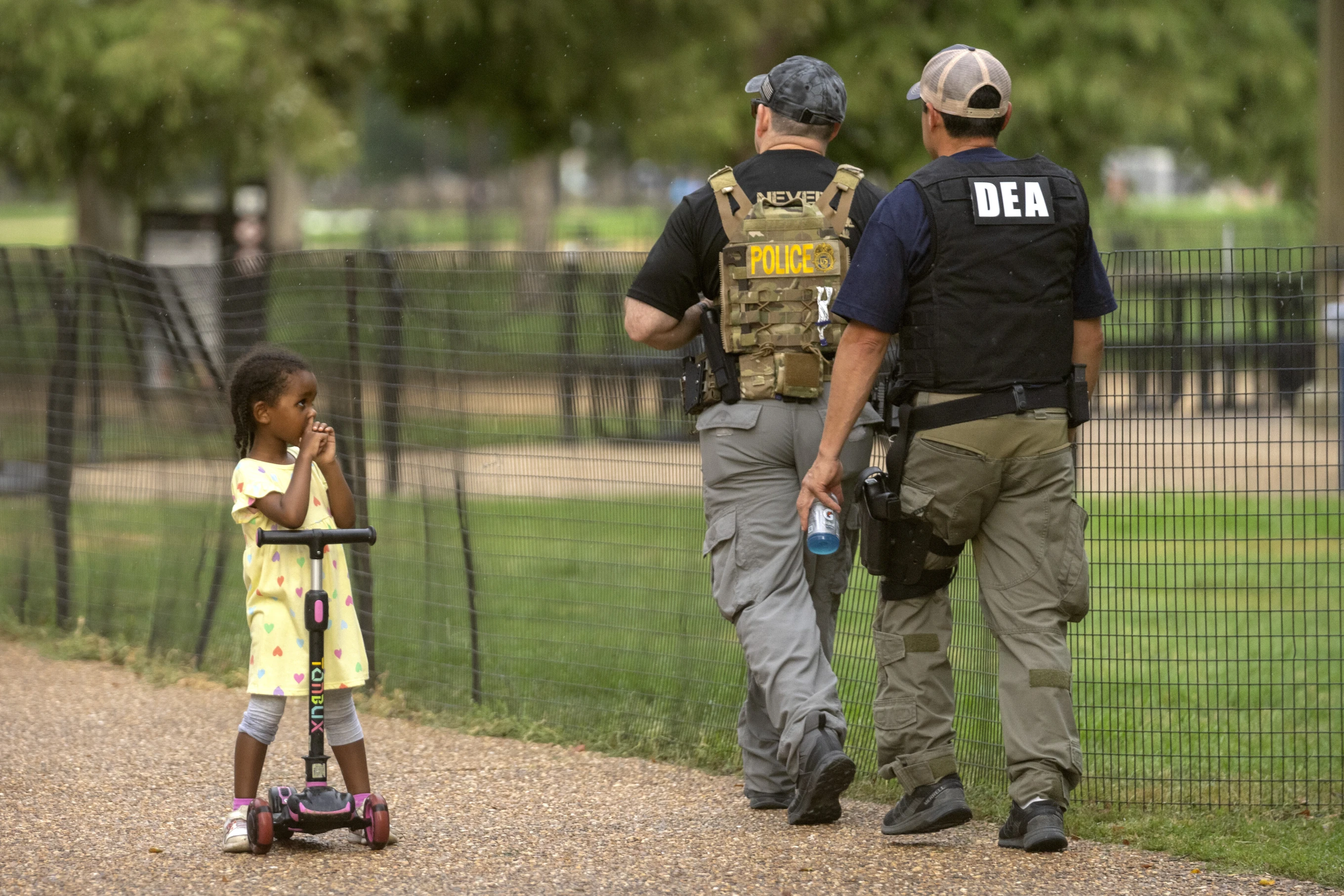 dea and police in dc