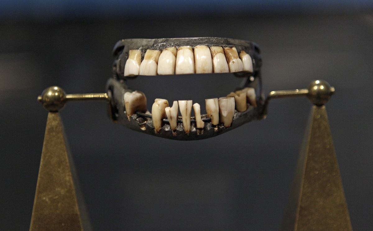 George Washington dentures