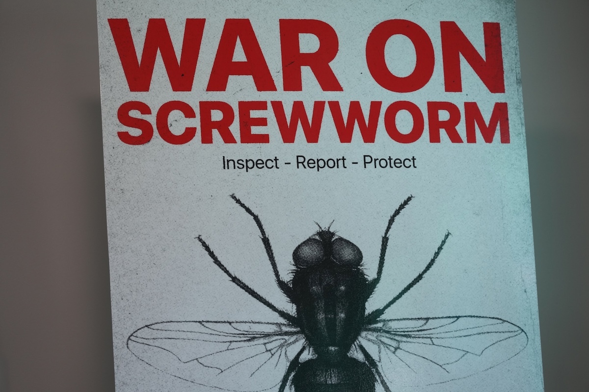 War on screwworm sign 06-08-2026