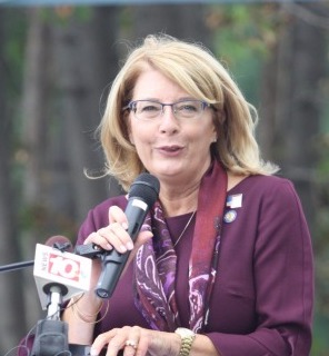 Pam Helming