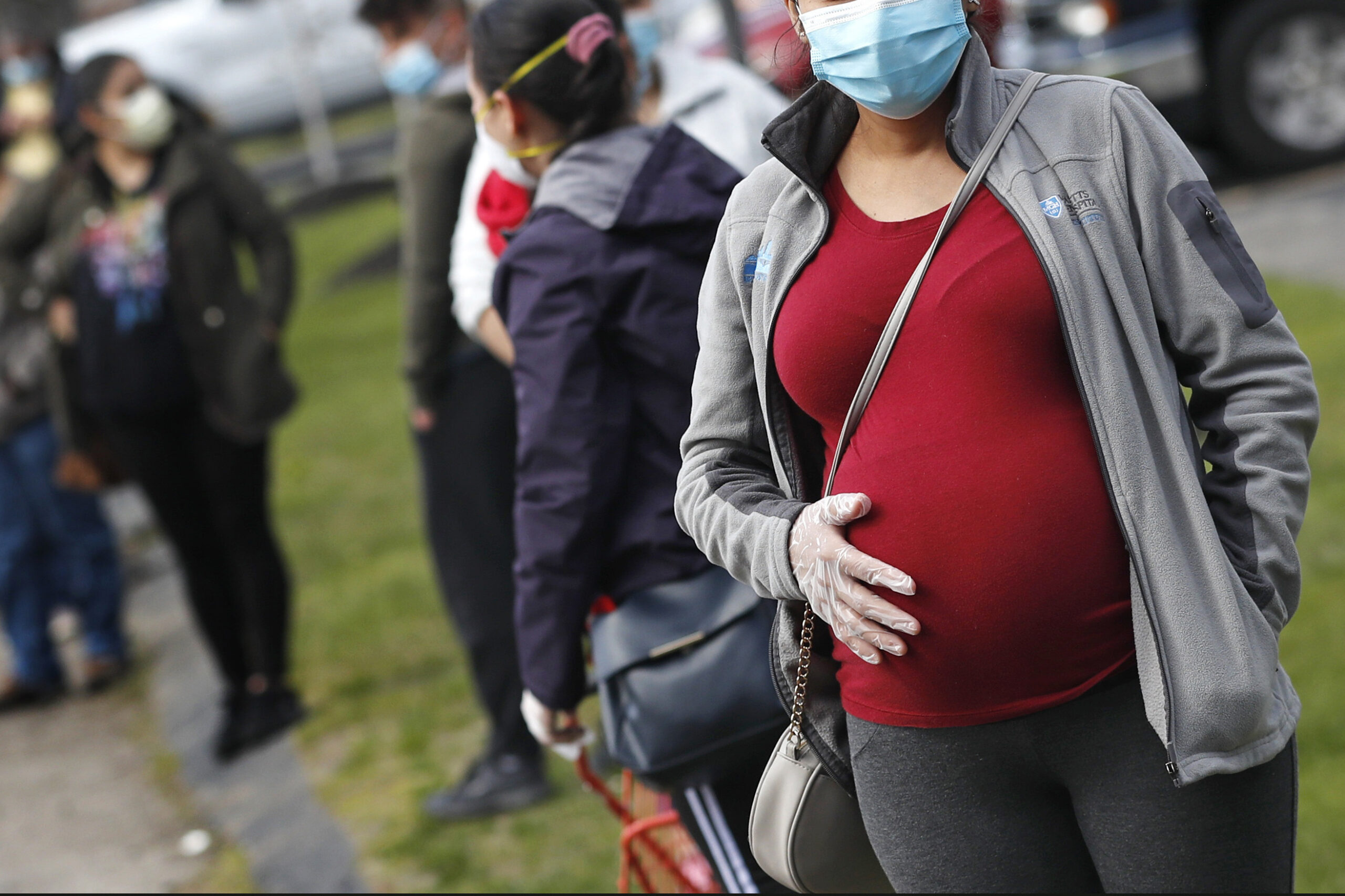 pregnant woman during covid food pantry