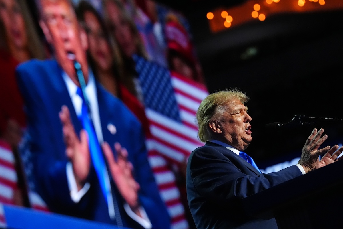 Photograph accompanying Trump's $5,000 midterm dividend swings between a $1.35 trillion and a $1.7 trillion bill